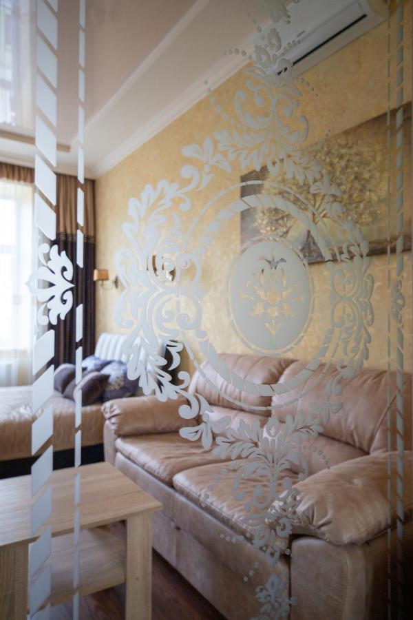 Historic Apartment Sofia In The Old Town Lviv Eksteriør billede